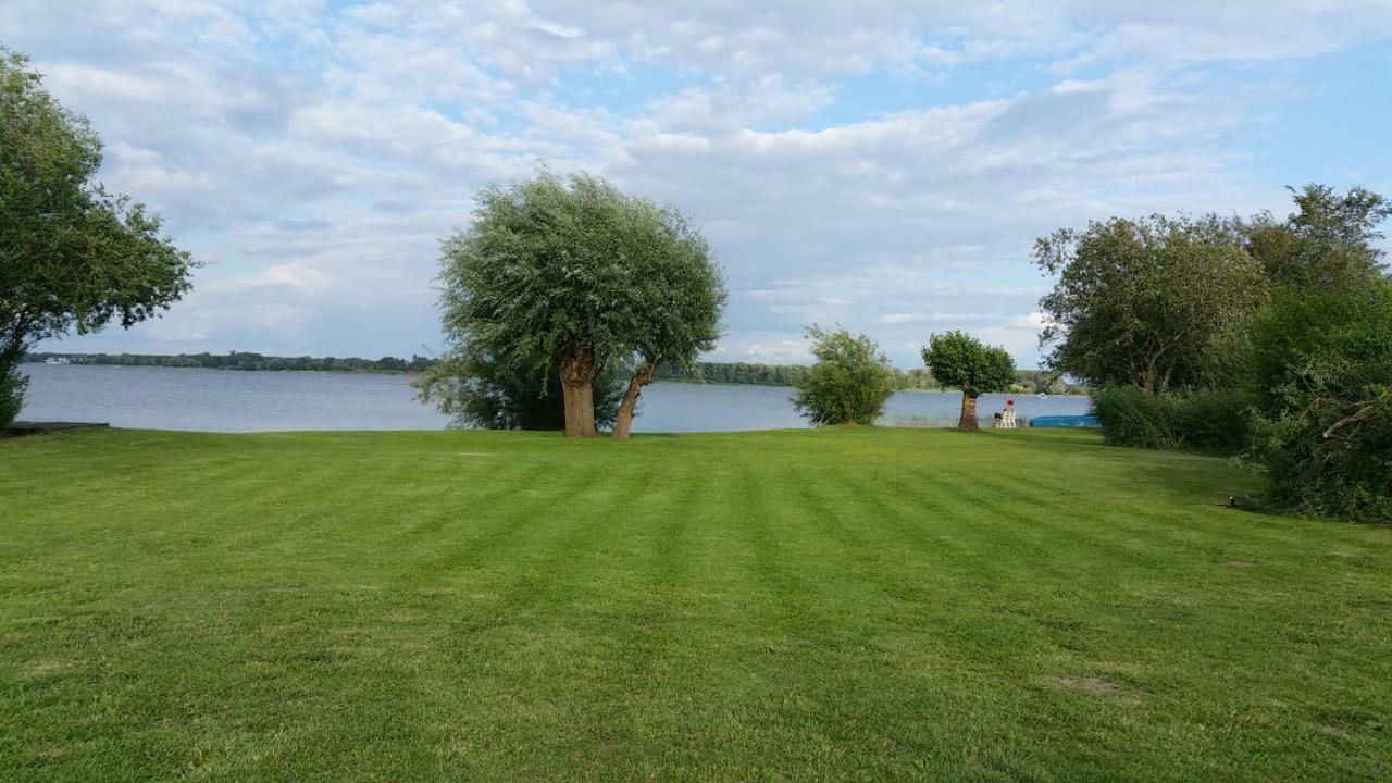 Landferienhof "Mueritzufer" Ludorf Ngoại thất bức ảnh
